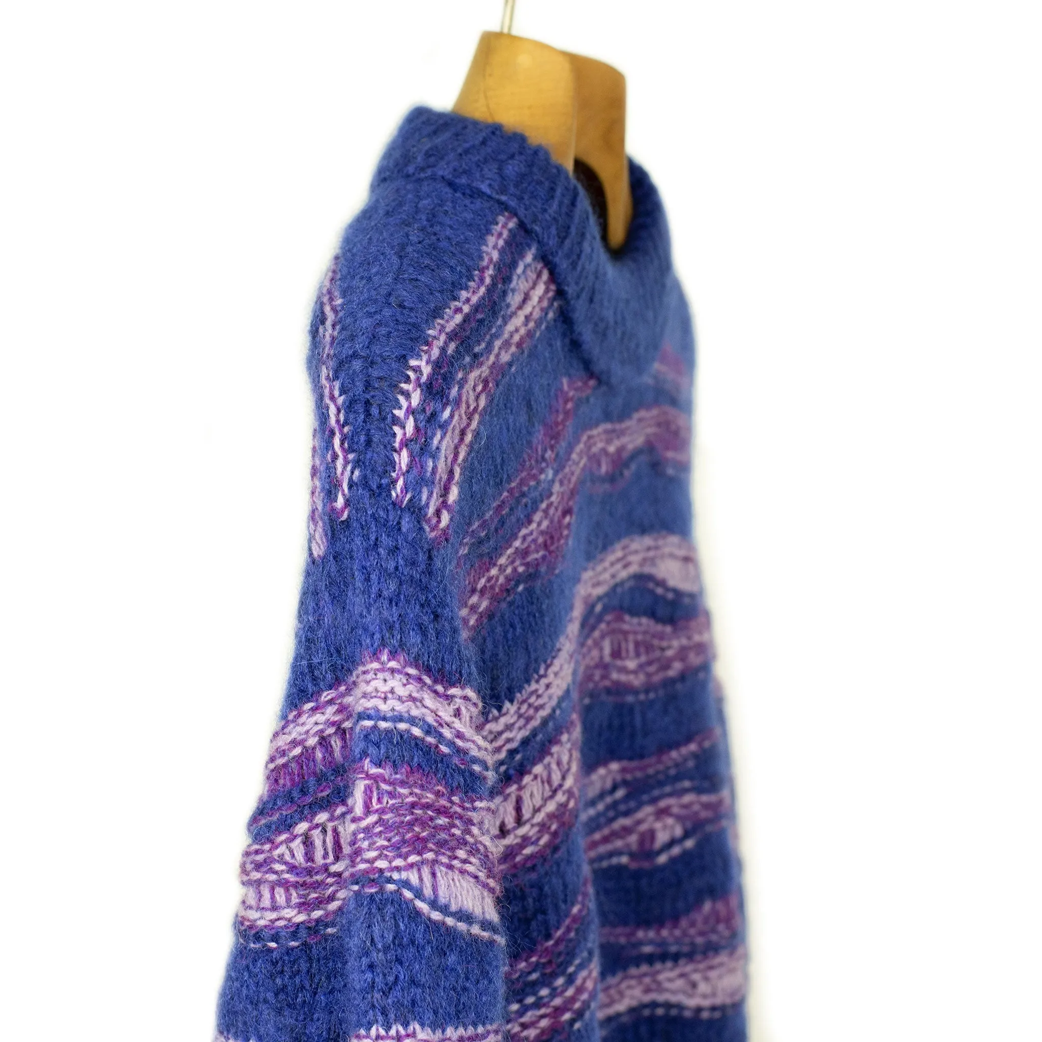 Aabuk Alpaca wool mix crewneck sweater with squiggly lines