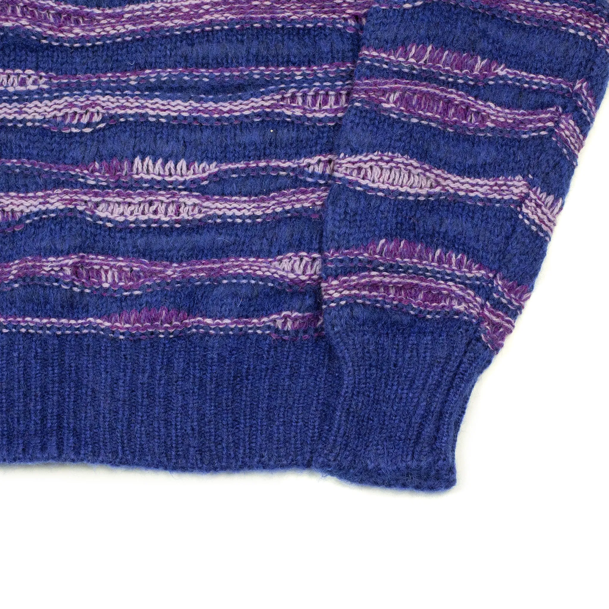 Aabuk Alpaca wool mix crewneck sweater with squiggly lines